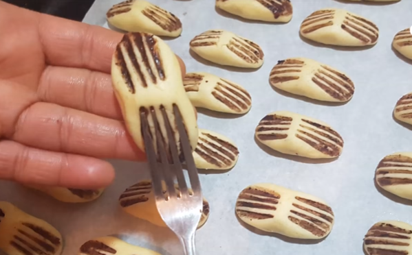 حلوى بدون طابع لشرب الشاي