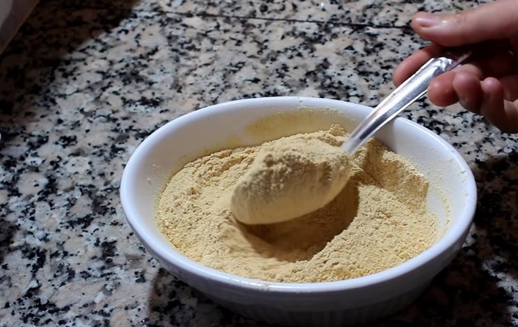 بدورة الثوم في المنزل
