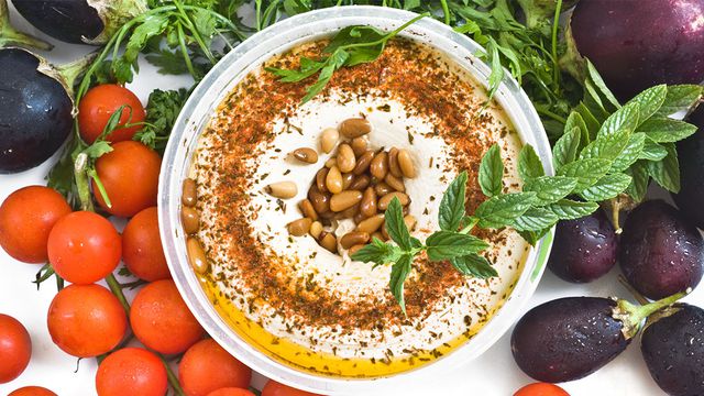 طريقة عمل فتة الباذنجان والبطاطس