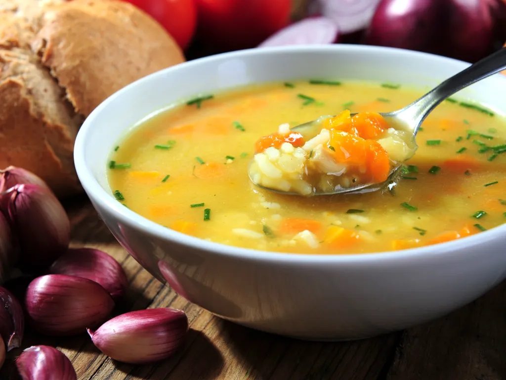 طريقة عمل شوربة الخضار العادية