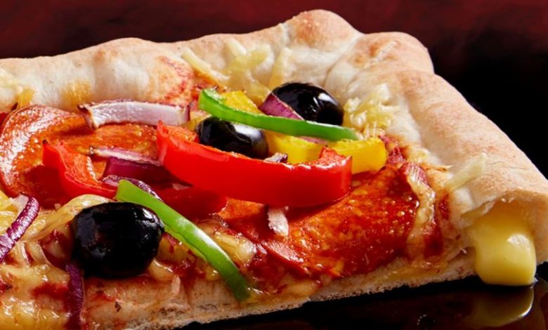 كيفية عمل بيتزا محشية الاطراف