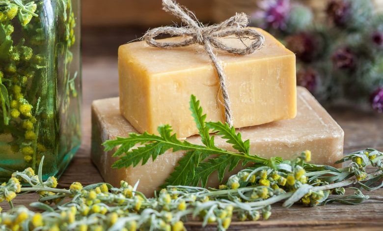 ما هو صابون الغار وفوائده الجمالية
