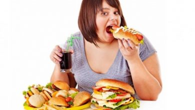 5 أطعمة غير صحية تسبب السمنة عليك تجنبها
