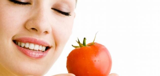 الطماطم لبشرة نضرة خالية من العيوب