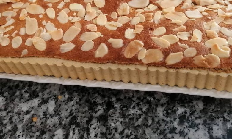 طريقة عمل فطيرة اللوز