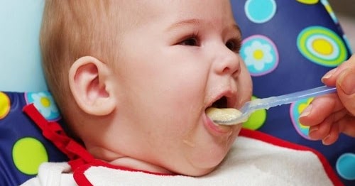 كيفية فطام الطفل عن الرضاعة الطبيعية