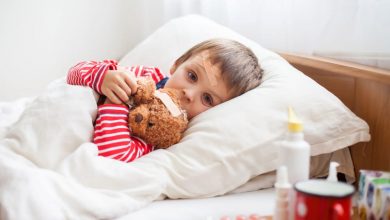 عادات ضارة بصحة طفلك في الشتاء