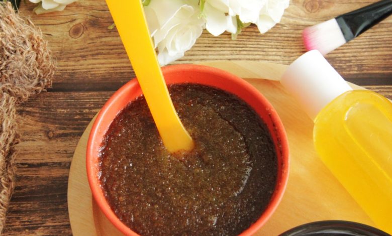 خلطة اللوز لتقشير الجلد وتبييض البشرة