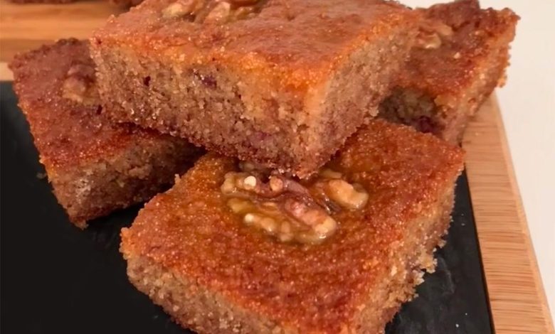طريقة عمل بسبوسة بالتمر