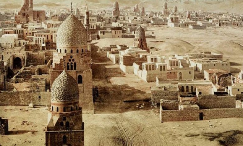 أول مدينة بناها المسلمون في مصر