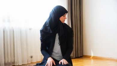 هل يجوز للمرأة الصلاة بدون حجاب