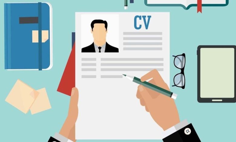 الفرق بين السيرة الذاتية الورقية والالكترونية