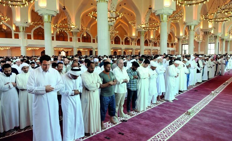 حكم تكبيرات صلاة العيد