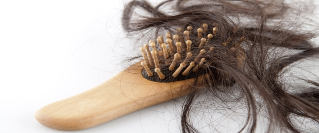 تحاليل ضرورية لمعرفة أسباب تساقط الشعر