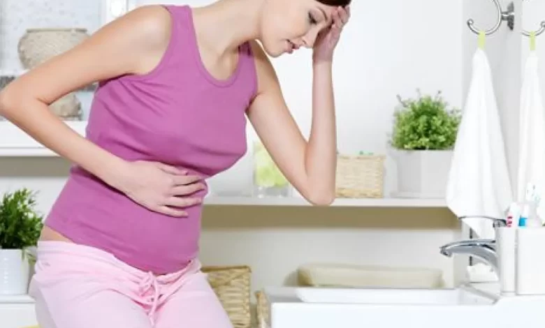 أعراض الحمل الضعيف في الشهر الأول