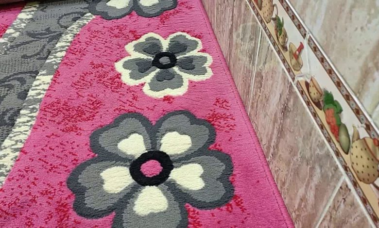 تستخدم الاطارات في نهايات السجاد والمفارش