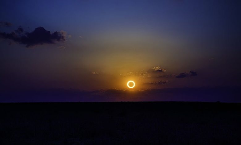 تفسير حلم كسوف الشمس للعزباء