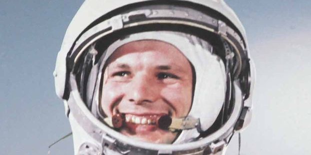 من هو أول أمريكي يسافر إلى الفضاء