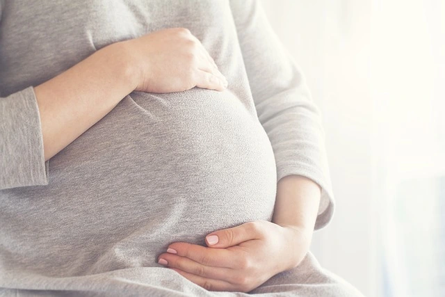 الحمل المهاجر او الحمل خارج الرحم